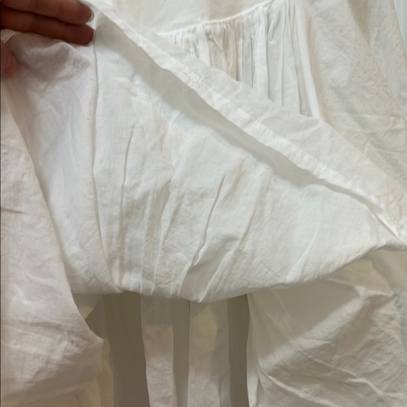 Nikolia White Top - Picture 11 of 13